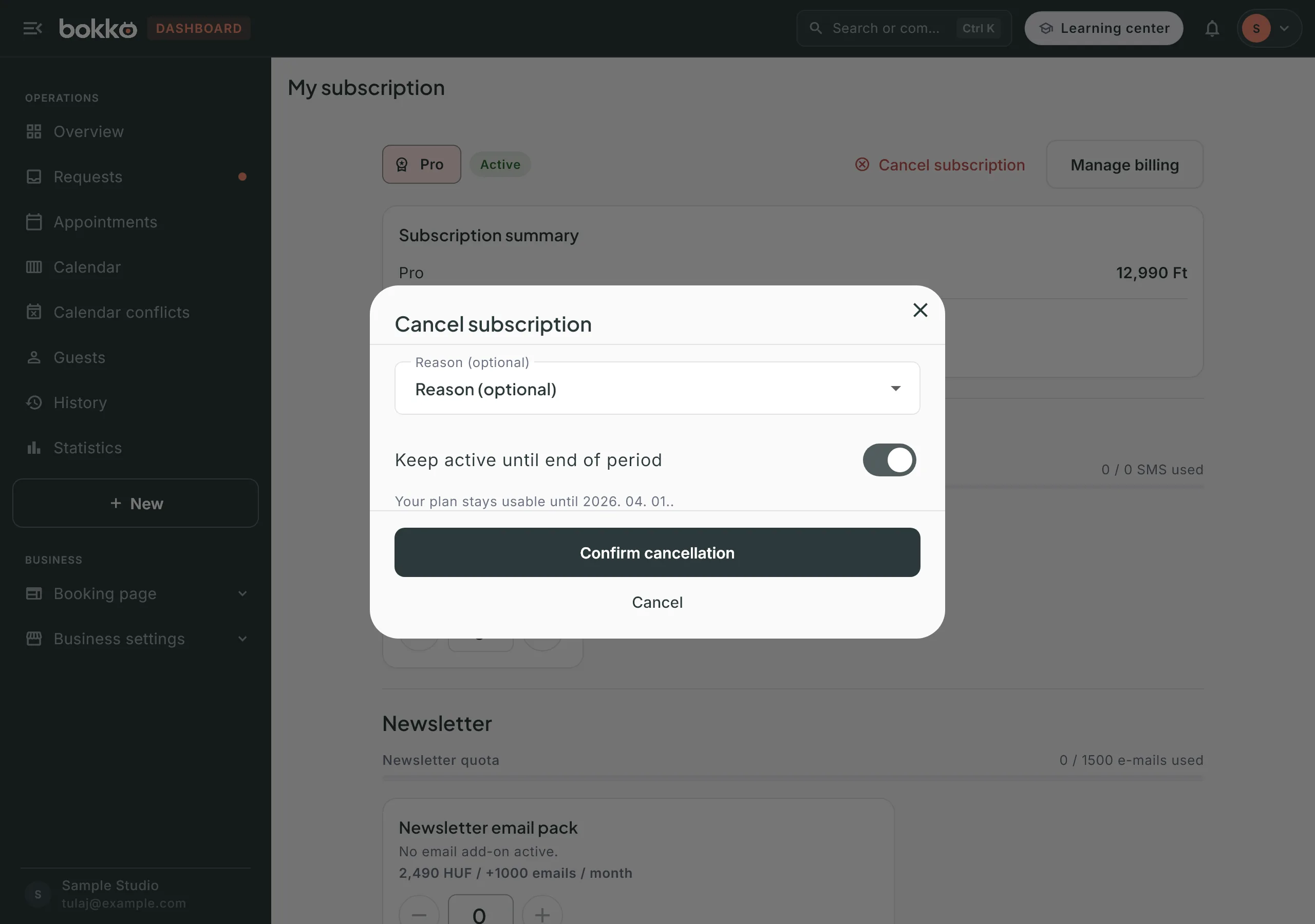 The Cancel subscription dialog: the reason, the switched-on Keep active until end of period toggle with the usable-until date, and the Confirm cancellation button