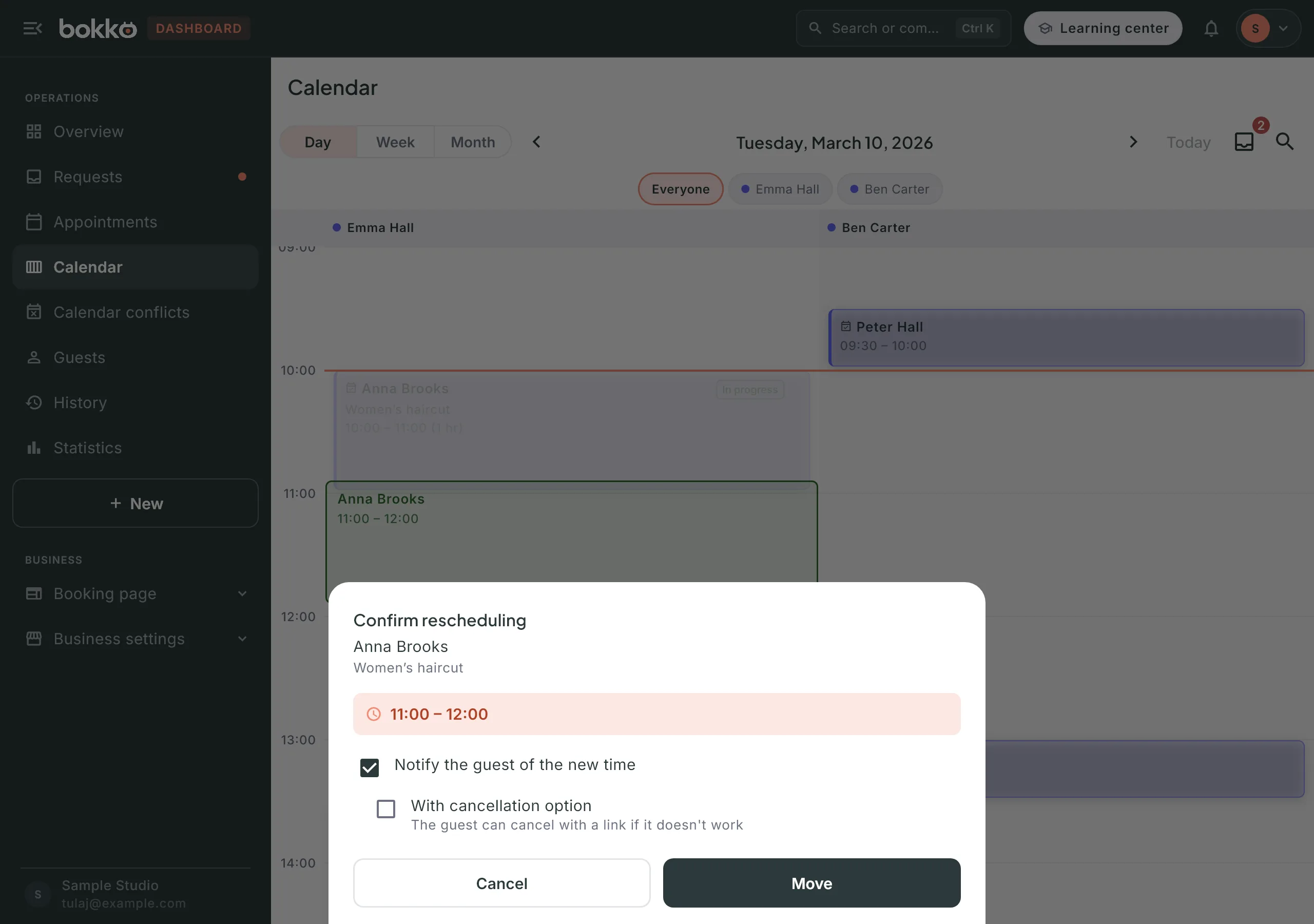The Confirm rescheduling window with 11:00–12:00, Notify the guest of the new time switched on and With cancellation option shown